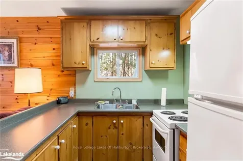 1634 South Lake Road Minden Hills ON K0M 2K0