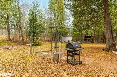 1634 South Lake Road Minden Hills ON K0M 2K0