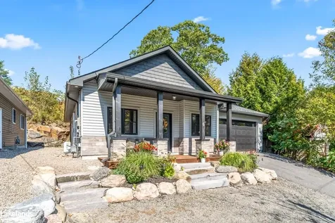 6 Lake Drive Huntsville ON P1H 1G1