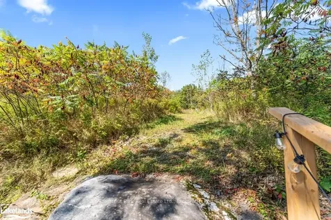 6 Lake Drive Huntsville ON P1H 1G1