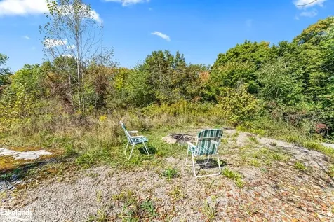 6 Lake Drive Huntsville ON P1H 1G1