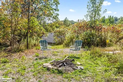 6 Lake Drive Huntsville ON P1H 1G1
