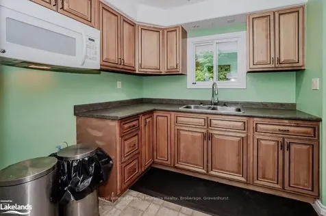1210 Muskoka Road N Gravenhurst ON P1P 1R7