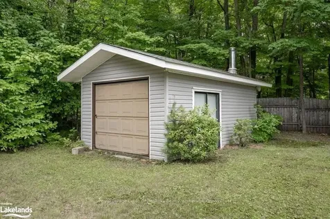 1210 Muskoka Road N Gravenhurst ON P1P 1R7