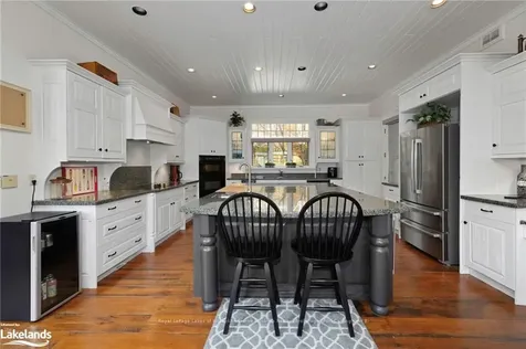 1032 Mortimers Point Road Muskoka Lakes ON P0B 1J0