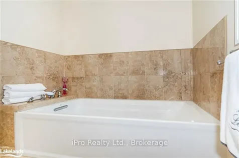 434424 4 Line Amaranth ON L9W 0P4