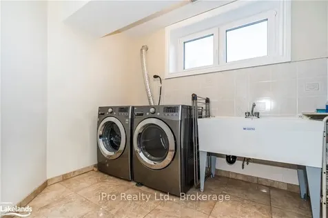 434424 4 Line Amaranth ON L9W 0P4