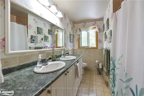 1108 Winhara Road Gravenhurst ON P1P 1R1