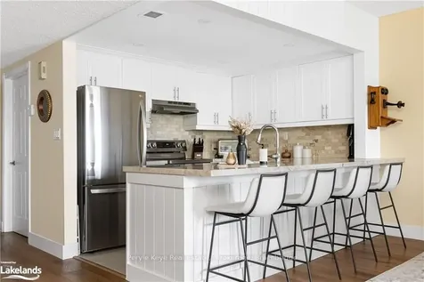 321 Grandview Hilltop Drive Huntsville ON P1H 2J5