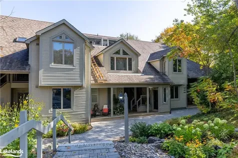 321 Grandview Hilltop Drive Huntsville ON P1H 2J5