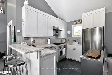 132 Wensley Drive Blue Mountains ON N0H 1J0