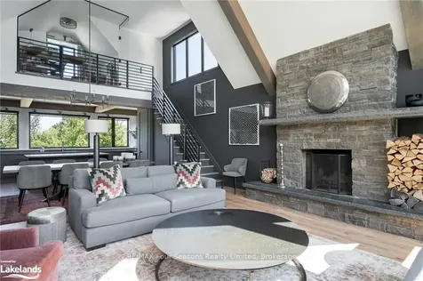 144 Alexandra Way Blue Mountains ON L9Y 0S3