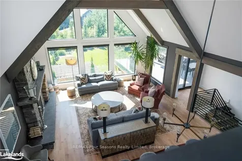 144 Alexandra Way Blue Mountains ON L9Y 0S3