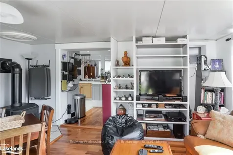 138 River Road Bracebridge ON P1L 1L8