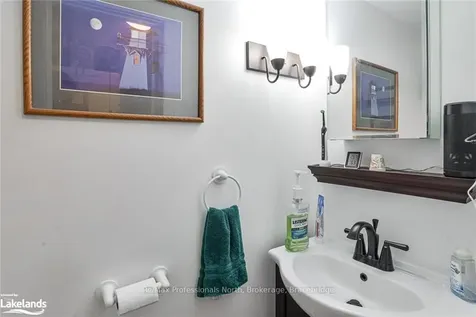 138 River Road Bracebridge ON P1L 1L8