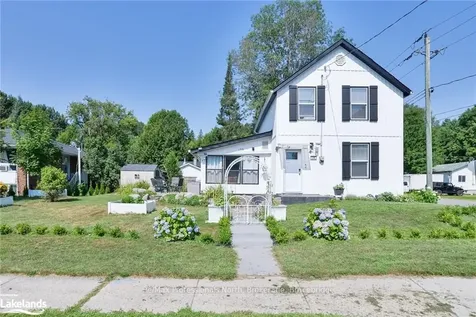 138 River Road Bracebridge ON P1L 1L8