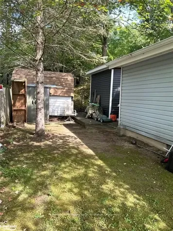 1007 Racoon Road Gravenhurst ON P1P 1R1