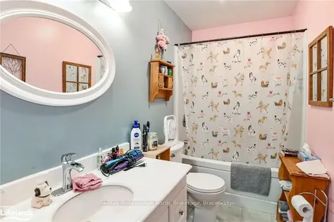 1491 Kilworthy Road Gravenhurst ON P0E 1G0