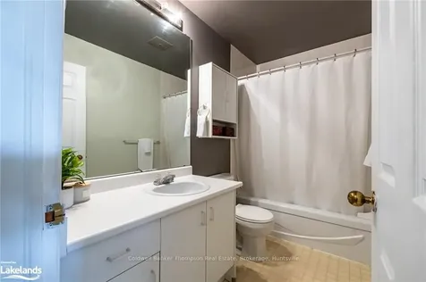 44 King William Street Huntsville ON P1H 1G3