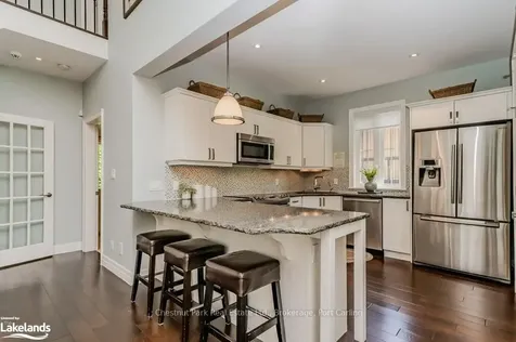 8 Street Andrews Circle Huntsville ON P1H 1L9