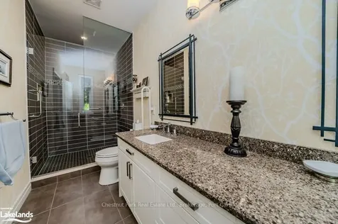 8 Street Andrews Circle Huntsville ON P1H 1L9