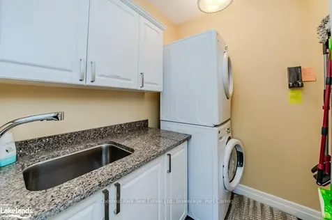8 Street Andrews Circle Huntsville ON P1H 1L9