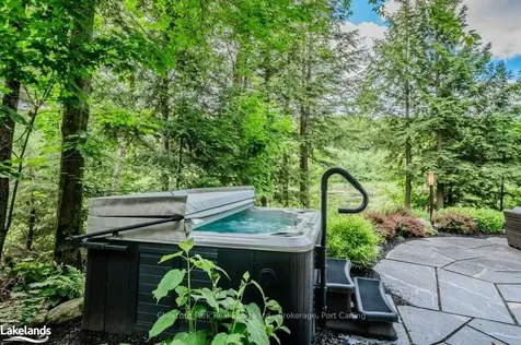 8 Street Andrews Circle Huntsville ON P1H 1L9