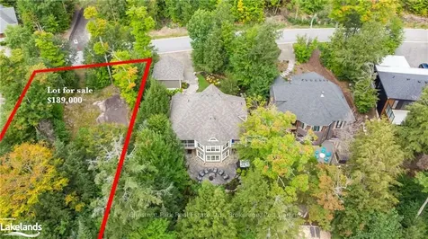 8 Street Andrews Circle Huntsville ON P1H 1L9