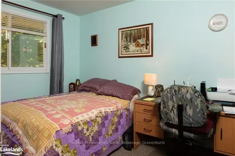 150 Lofty Pines Crescent Gravenhurst ON P1P 1M6