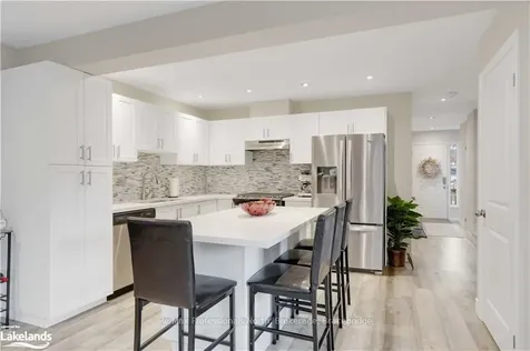 33 Nicole Park Court N/a Bracebridge ON P1L 1W9