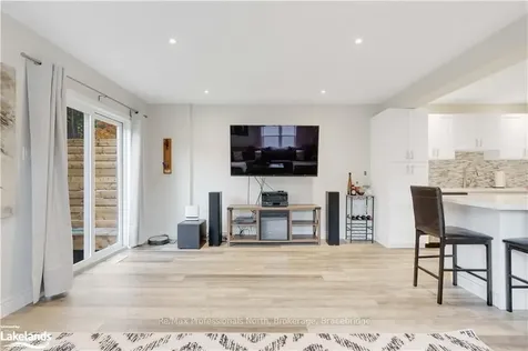 33 Nicole Park Court N/a Bracebridge ON P1L 1W9