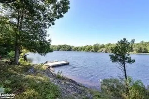 44 Bell Lake Road Mcdougall ON P2A 2W9