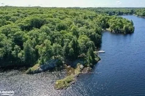 44 Bell Lake Road Mcdougall ON P2A 2W9