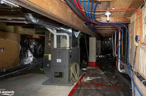 17 Ridgeway Drive Carling ON P0G 1G0