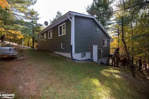 17 Ridgeway Drive Carling ON P0G 1G0