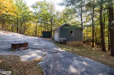 17 Ridgeway Drive Carling ON P0G 1G0