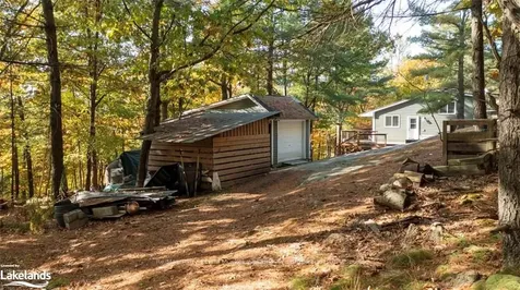 17 Ridgeway Drive Carling ON P0G 1G0