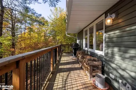 17 Ridgeway Drive Carling ON P0G 1G0