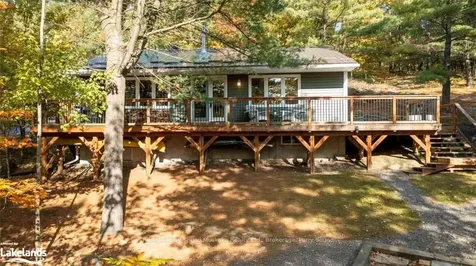 17 Ridgeway Drive Carling ON P0G 1G0