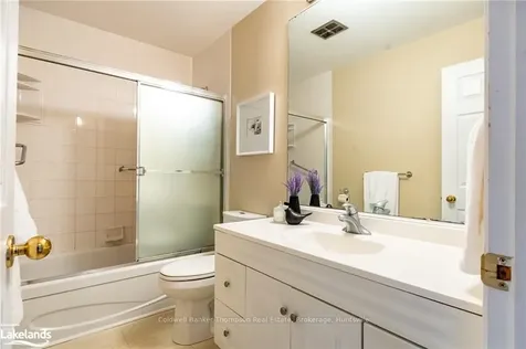 44 King William Street Huntsville ON P1H 1G3