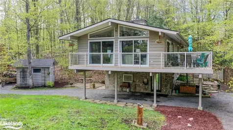 223 Woodland Drive Huntsville ON P1H 1A6