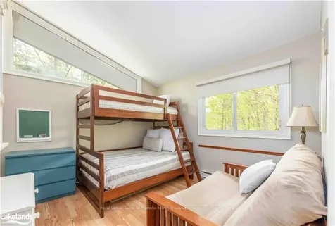 223 Woodland Drive Huntsville ON P1H 1A6