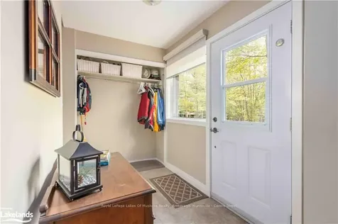 223 Woodland Drive Huntsville ON P1H 1A6