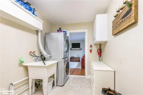 223 Woodland Drive Huntsville ON P1H 1A6