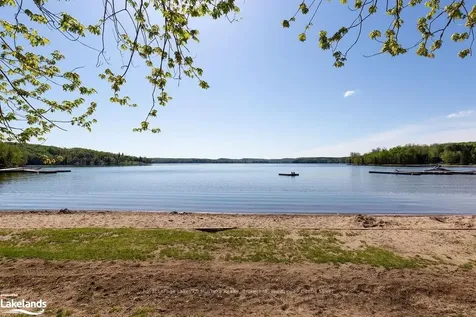 223 Woodland Drive Huntsville ON P1H 1A6