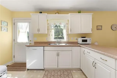 53a Isabella Street Parry Sound ON P2A 1M4