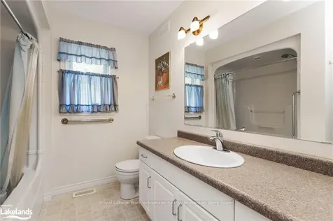 53a Isabella Street Parry Sound ON P2A 1M4