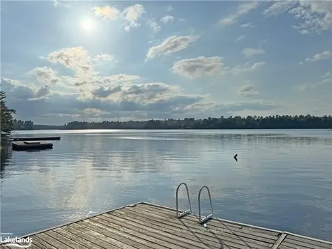 1036 Phyllimar Lane N/a Muskoka Lakes ON P0B 1J0