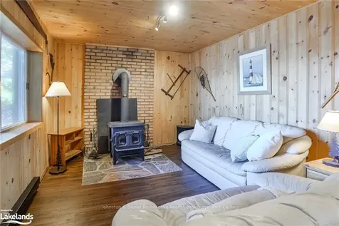 1036 Phyllimar Lane N/a Muskoka Lakes ON P0B 1J0