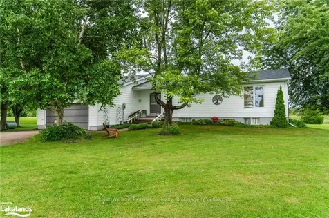 60 Hillside Drive Georgian Bay ON L0K 1S0